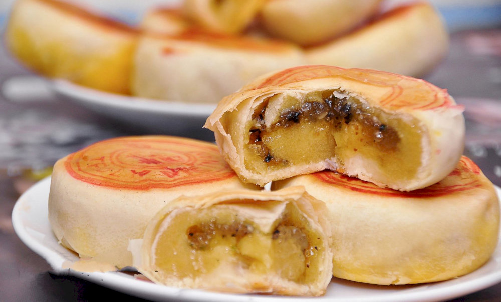 Vietnam is famous for the variety of sweet treats 